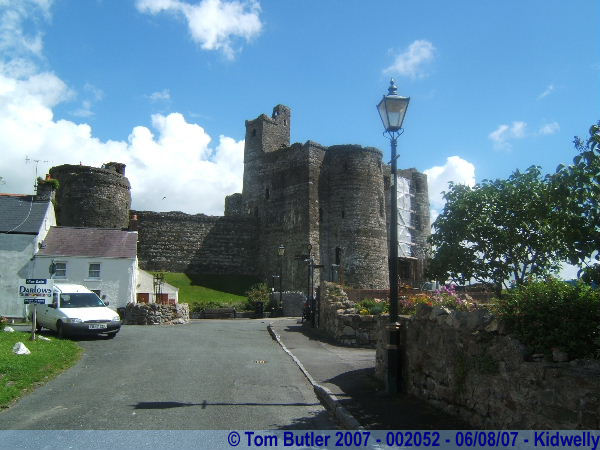 Photo ID: 002052, Approaching Kidwelly castle, Kidwelly, Wales