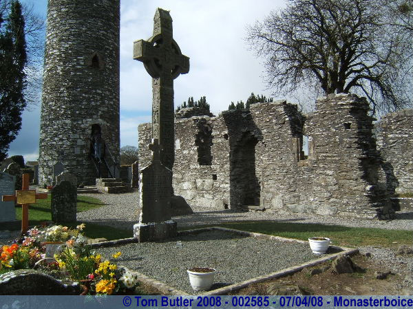 Photo ID: 002585, Cross, Tower and Ruins, Monasterboice, Ireland