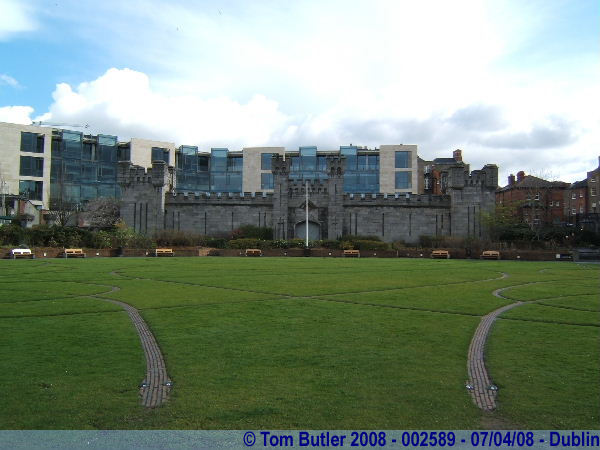 Photo ID: 002589, The castle gardens, and Heli-pad, Dublin, Ireland