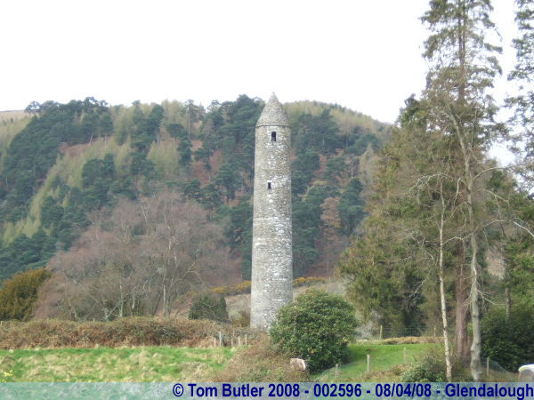 Photo ID: 002596, The round tower, Glendalough, Ireland