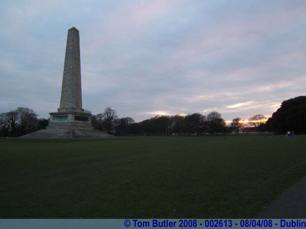 Photo ID: 002613, Sunset by the Wellington Monument, Dublin, Ireland