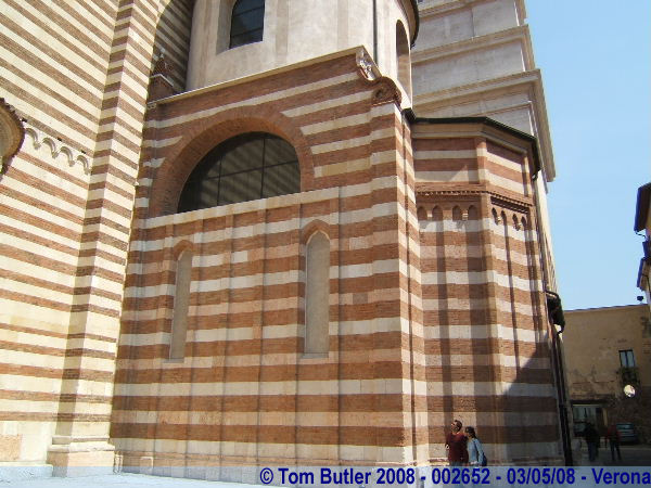 Photo ID: 002652, The side of the Duomo, Verona, Italy