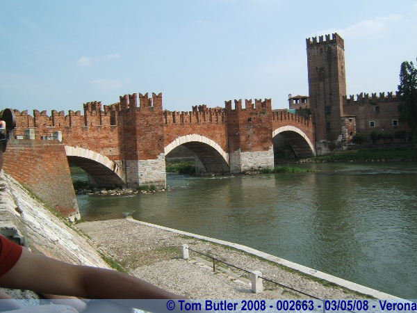 Photo ID: 002663, The Ponte di Castelvecchio, Verona, Italy