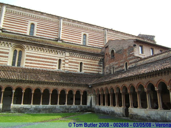Photo ID: 002668, The cloister of the Basilica San Zeno, Verona, Italy