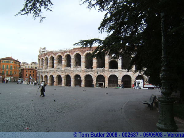 Photo ID: 002687, The Arena and Piazza Bra, Verona, Italy