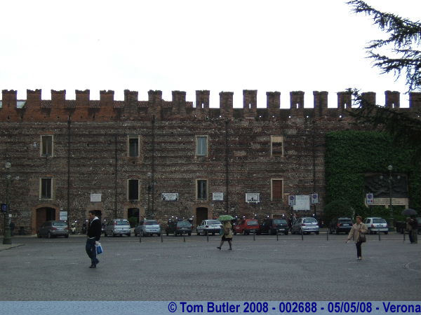 Photo ID: 002688, The city walls, Verona, Italy