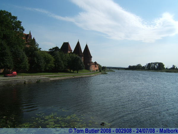 Photo ID: 002908, Malbork castle and the Nogat, Malbork, Poland