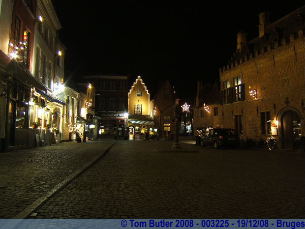 Photo ID: 003225, Huidenverrersplein at night, Bruges, Belgium