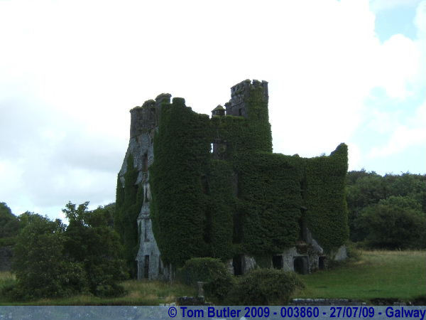 Photo ID: 003860, The ruins of a castle next to the River Corrib, Galway, Ireland