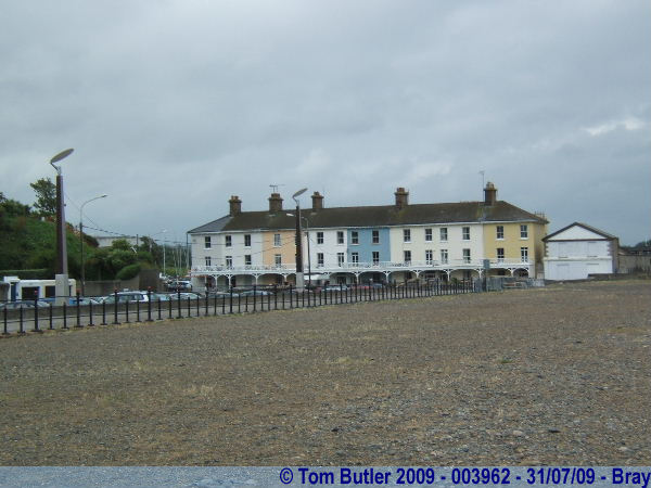 Photo ID: 003962, Seaside houses, Bray, Ireland