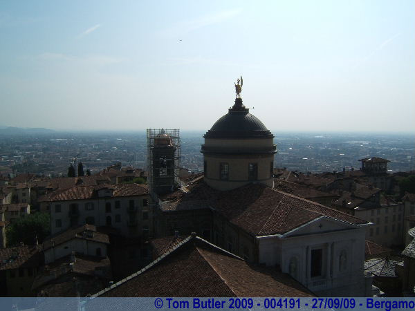 Photo ID: 004191, The dome of the Duomo, Bergamo, Italy