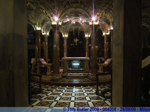 Photo ID: 004208, The chapel in the crypt, Milan, Italy