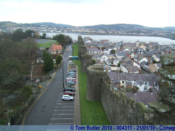 Photo ID: 004311, Looking along the Western flank of the town walls, Conwy, Wales