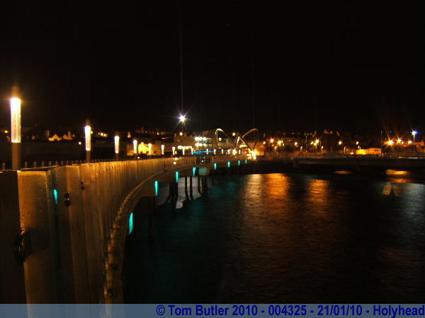 Photo ID: 004325, The harbour bridge at night, Holyhead, Wales