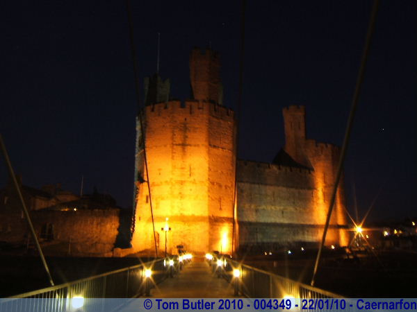 Photo ID: 004349, Caernarfon castle at night, Caernarfon, Wales