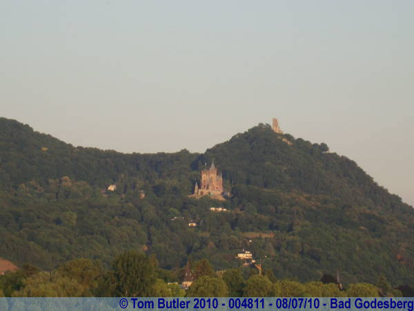 Photo ID: 004811, Looking across to the ruins of Schlo Drachenfels and Schlo Drachenburg from the banks of the Rhine, Bad Godesberg, Germany
