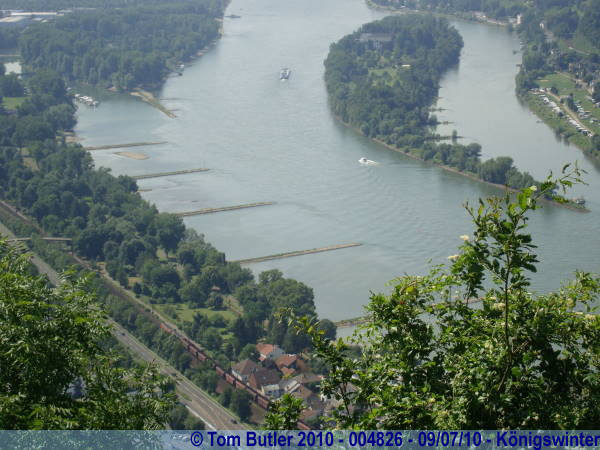 Photo ID: 004826, The railway and the Rhine from Drachenfels, Knigswinter, Germany