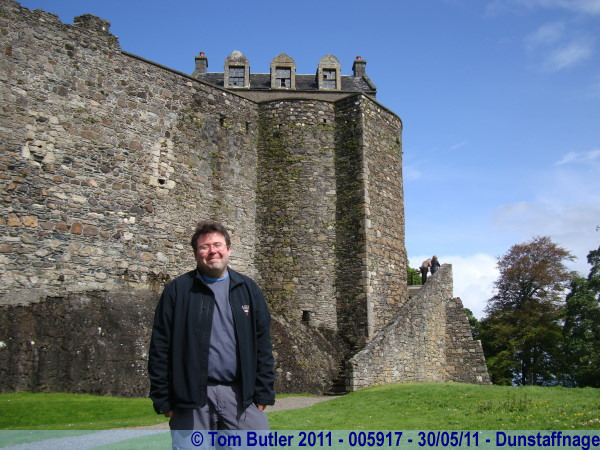Photo ID: 005917, Standing in front of the castle, Dunstaffnage, Scotland