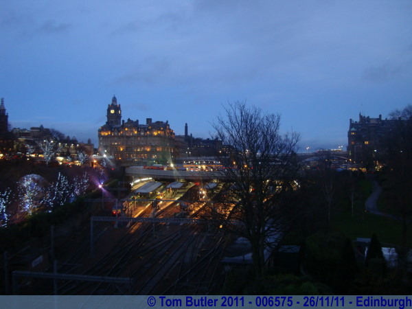 Photo ID: 006575, Waverley at dusk, Edinburgh, Scotland