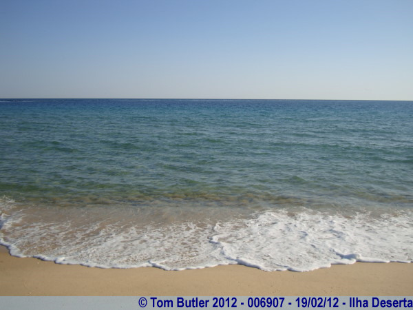 Photo ID: 006907, Still sea, Ilha Deserta, Portugal