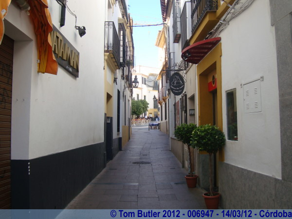 Photo ID: 006947, In the lanes of the Juderia, Crdoba, Spain