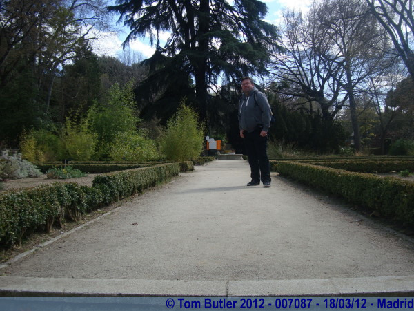 Photo ID: 007087, Standing in the Botanical Gardens, Madrid, Spain