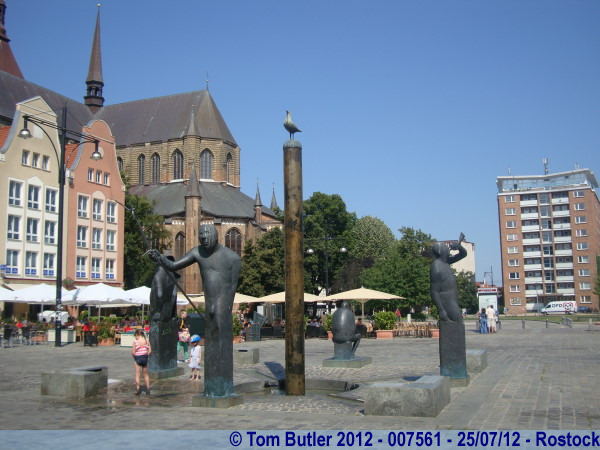 Photo ID: 007561, Statue in the Neuer Markt, Rostock, Germany