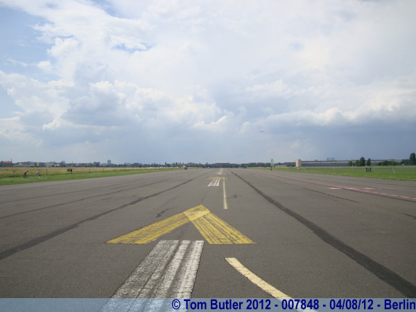 Photo ID: 007848, Preparing for take-off, Berlin, Germany