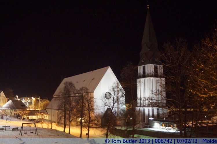 Photo ID: 008742, Approaching the church, Molde, Norway