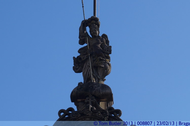 Photo ID: 008807, Statue on the top of the Arco da Porta Nova, Braga, Portugal