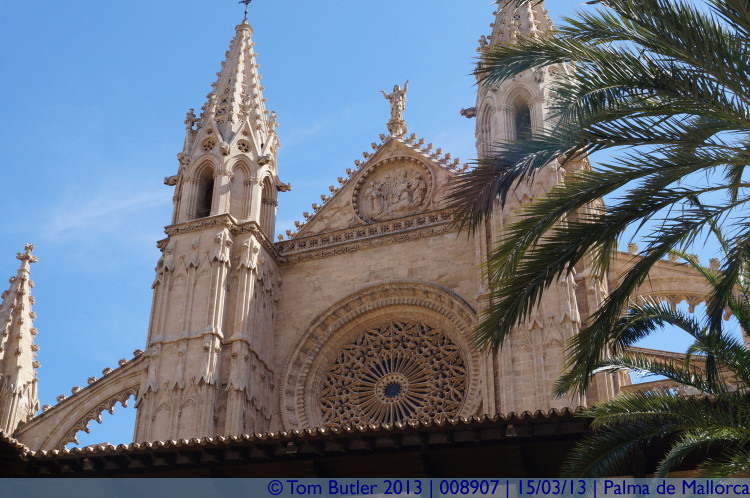 Photo ID: 008907, The Cathedral towering over the palace, Palma de Mallorca, Spain