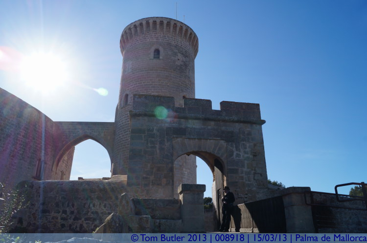 Photo ID: 008918, Approaching the Castell de Bellver, Palma de Mallorca, Spain