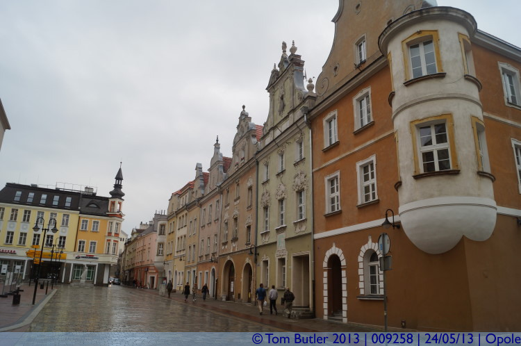 Photo ID: 009258, By the Rynek, Opole, Poland