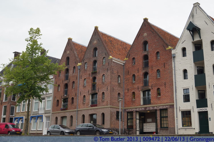 Photo ID: 009472, Warehouses by the canal, Groningen, Netherlands