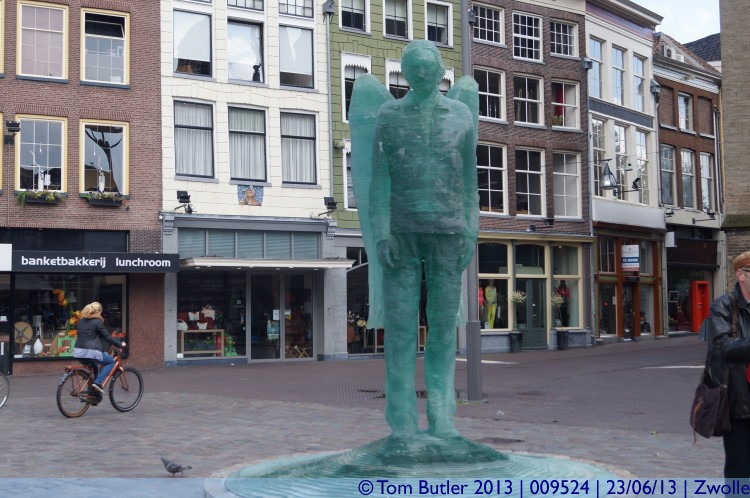 Photo ID: 009524, Glass statue, Zwolle, Netherlands