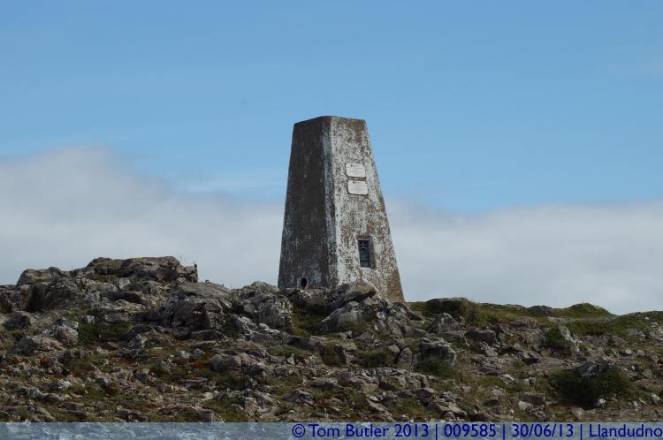 Photo ID: 009585, The summit marker, Llandudno, Wales