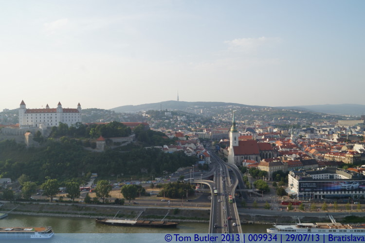 Photo ID: 009934, Castle and Cathedral, Bratislava, Slovakia