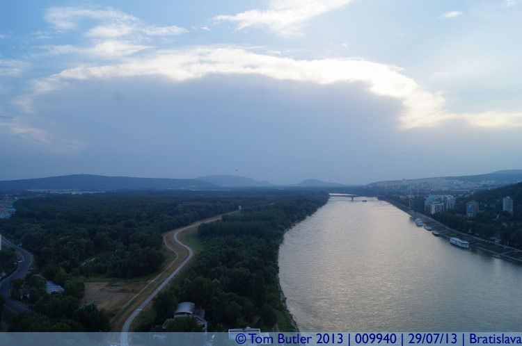 Photo ID: 009940, From the UFO viewing platform, Bratislava, Slovakia