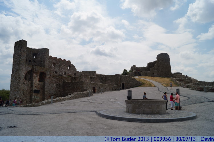 Photo ID: 009956, Ruins of the castle, Devin, Slovakia