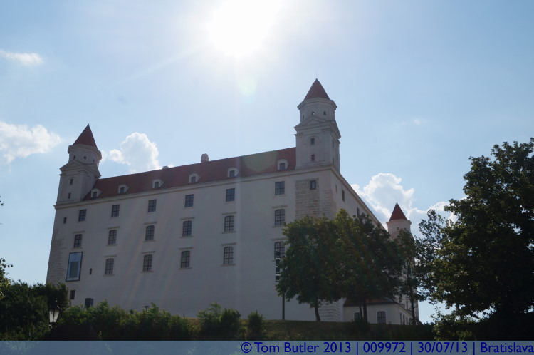 Photo ID: 009972, Castle in the afternoon sun, Bratislava, Slovakia