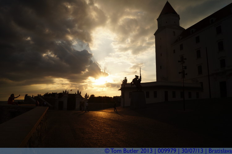 Photo ID: 009979, Sunset in the castle, Bratislava, Slovakia