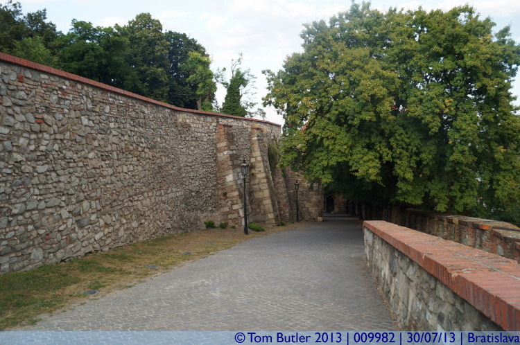 Photo ID: 009982, Approach to the castle, Bratislava, Slovakia