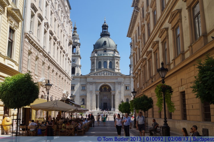 Photo ID: 010092, Approaching the Basilica, Budapest, Hungary