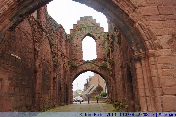 Photo ID: 010238, Ruined gateway, Arbroath, Scotland