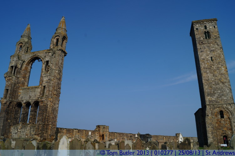 Photo ID: 010277, East Tower and St Rule's Tower, St Andrews, Scotland