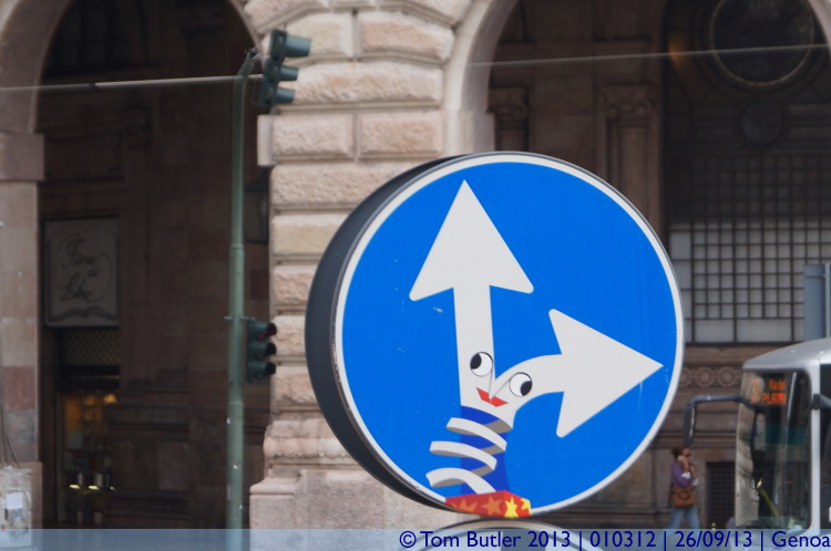 Photo ID: 010312, An alternative traffic sign, Genoa, Italy