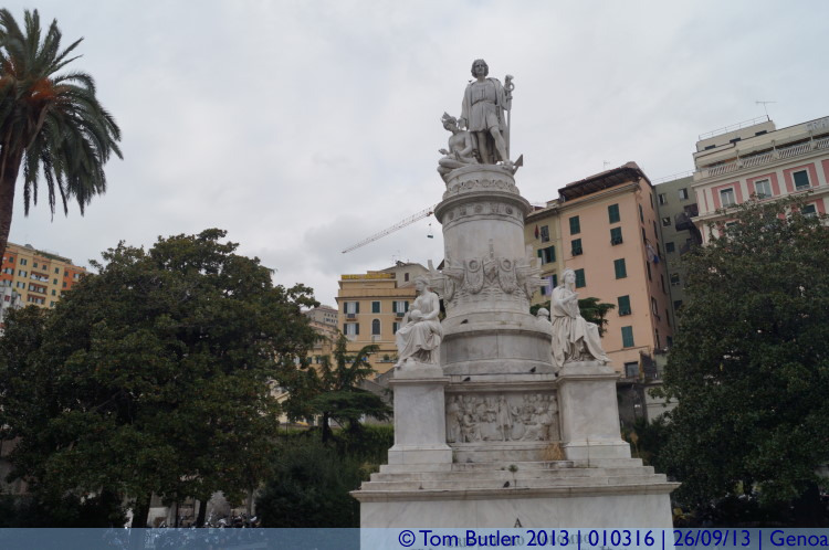 Photo ID: 010316, Columbus's statue, Genoa, Italy