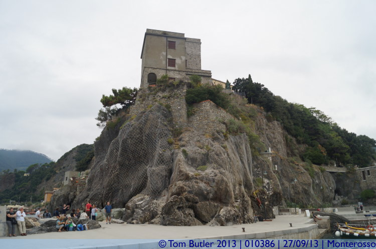 Photo ID: 010386, Underneath the castle, Monterosso, Italy