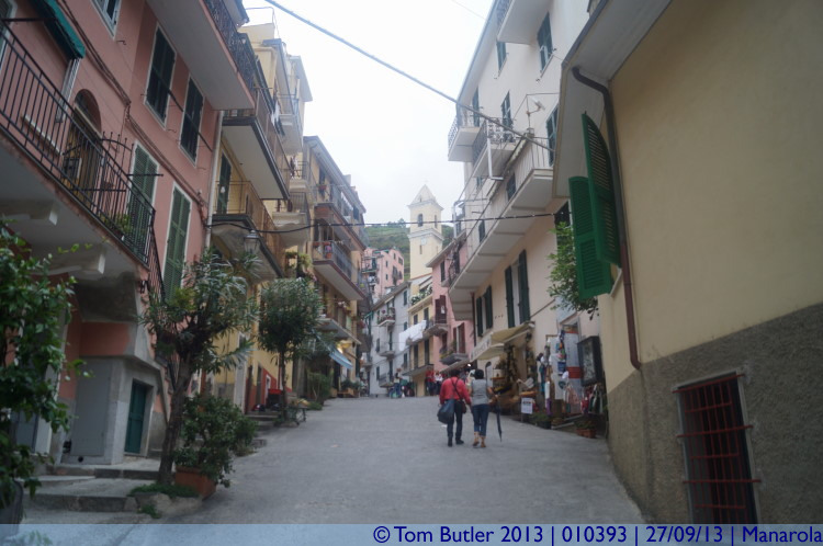 Photo ID: 010393, Looking up the main street, Manarola, Italy