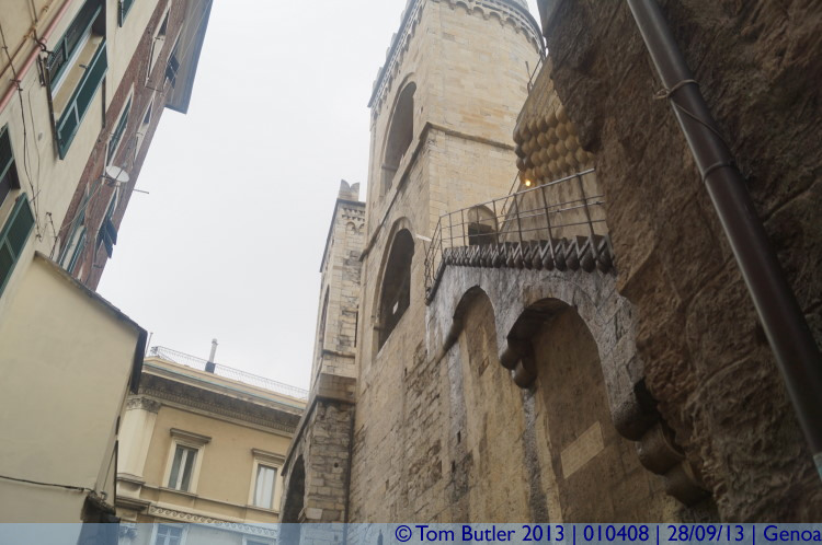Photo ID: 010408, The rear of Porta Soprana, Genoa, Italy